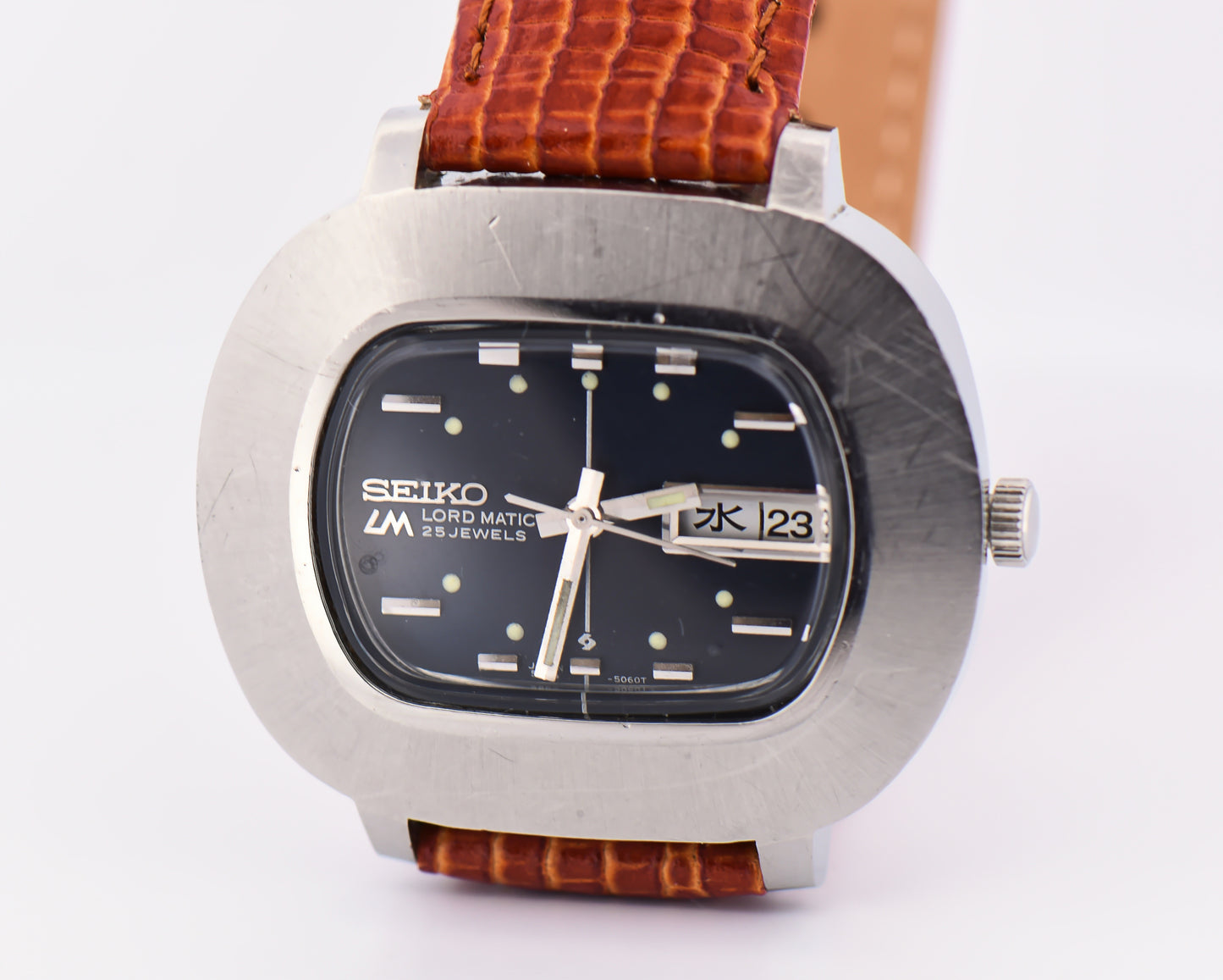 Vintage Seiko Lordmatic 5606-5010 JDM Automatic Cushion Watch