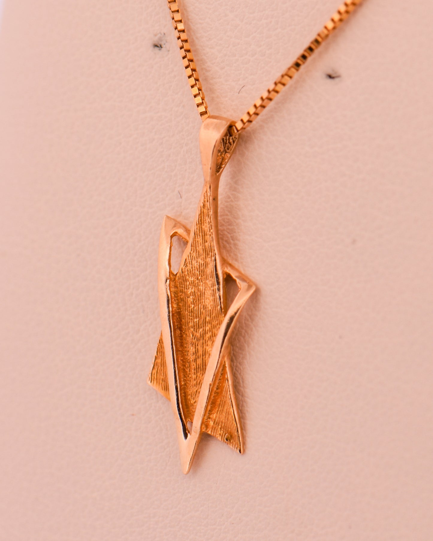 Small Star of David 14ky mid century