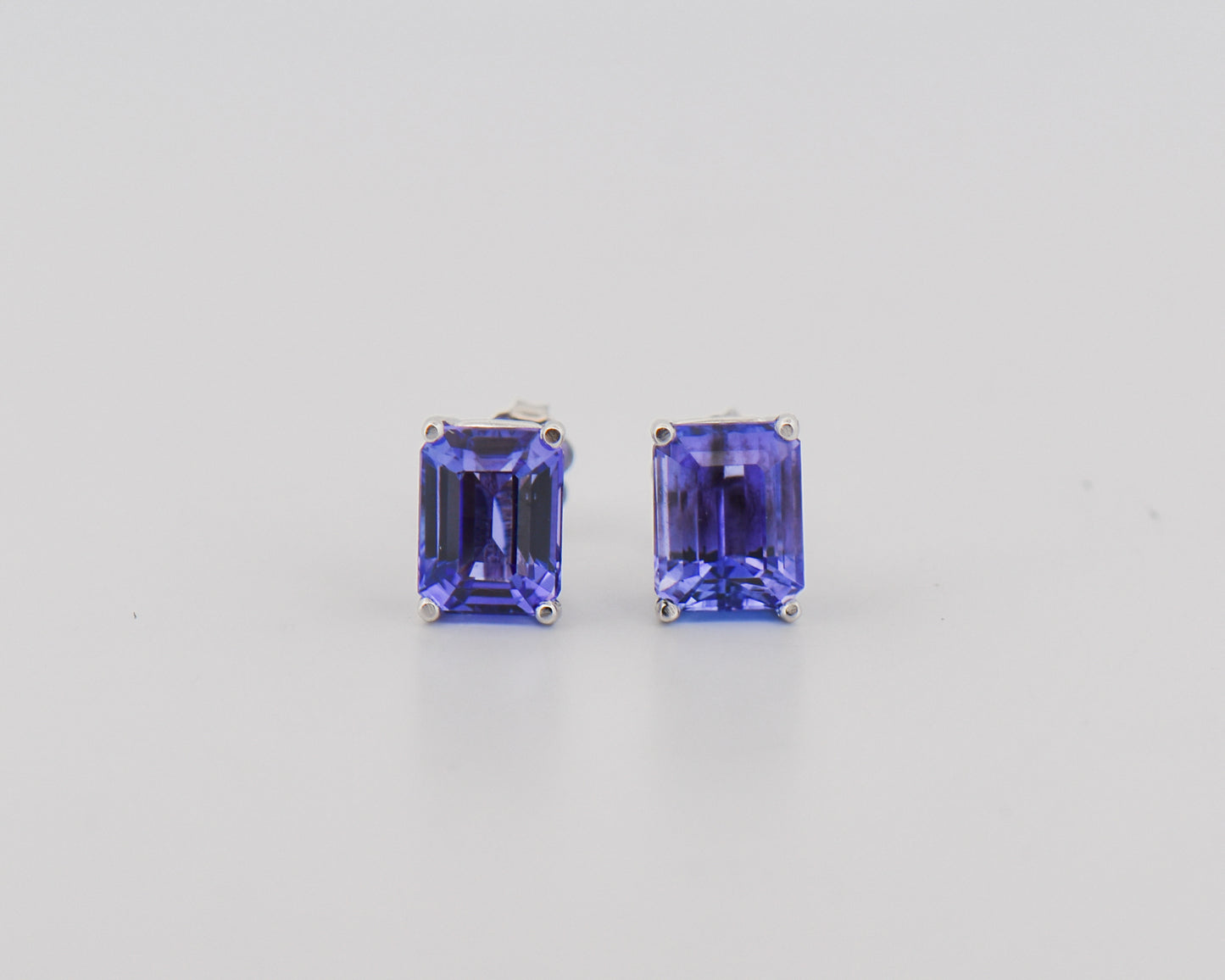 Emerald-Cut Tanzanite Stud Earrings in 18k White Gold