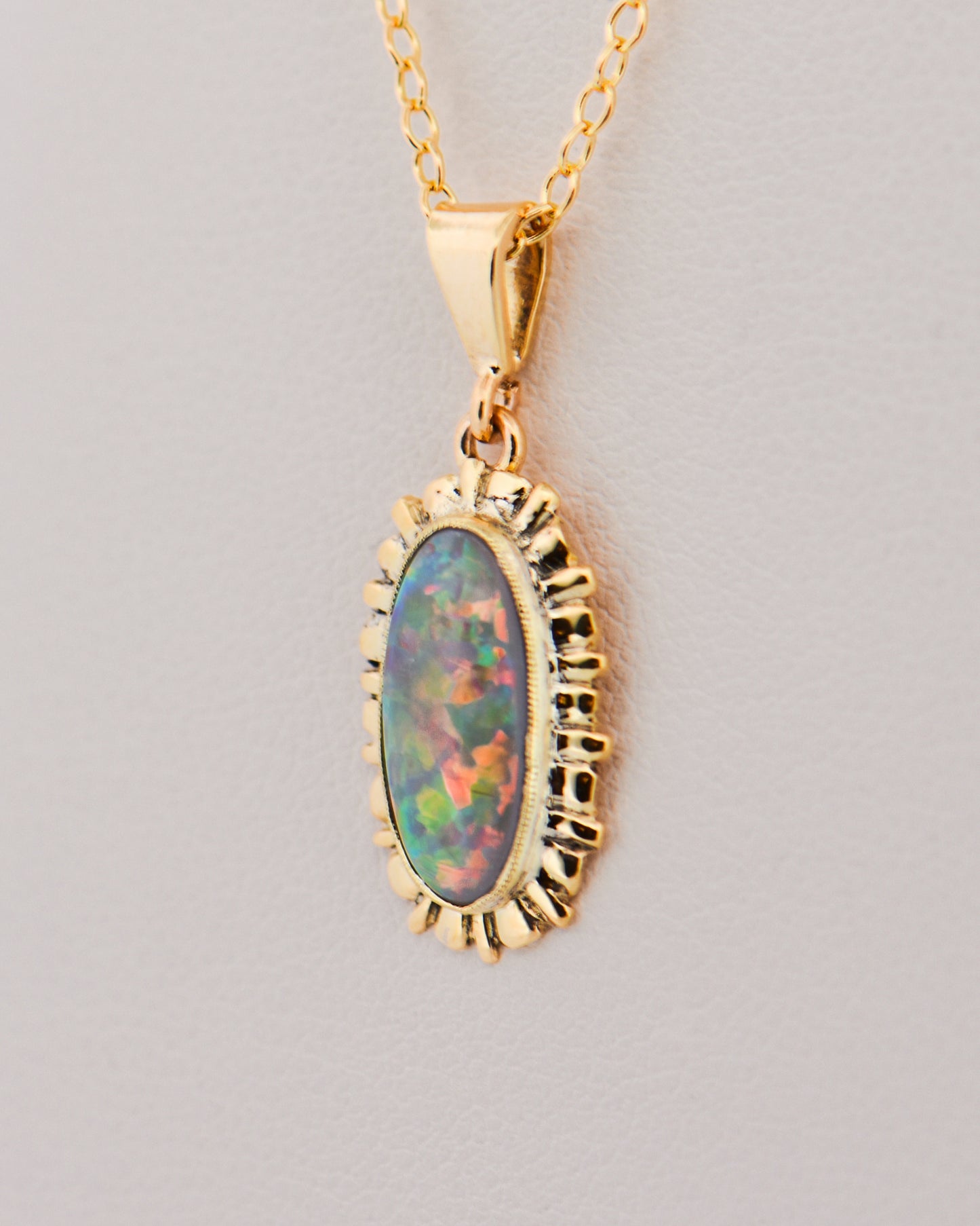 Antique Top Gem Opal Pendant with 17-inch Chain