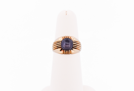 Vintage Unisex 18k Yellow Gold Ring with Purple Star Sapphire Cabochon