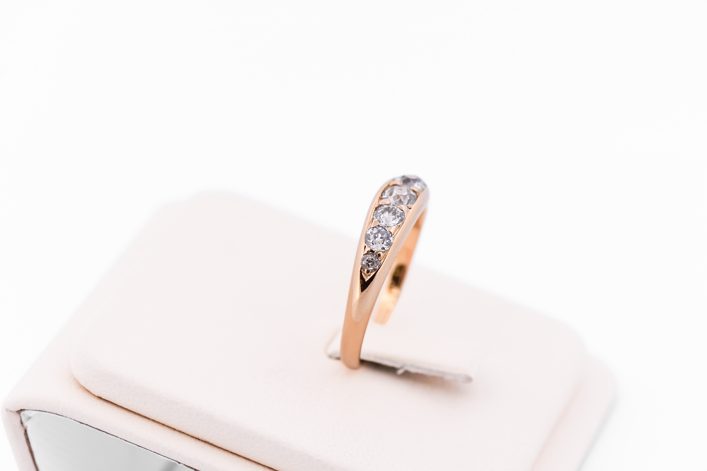 Victorian 7-Stone Mine Cut Diamond Wedding Band in 18k Yellow Gold