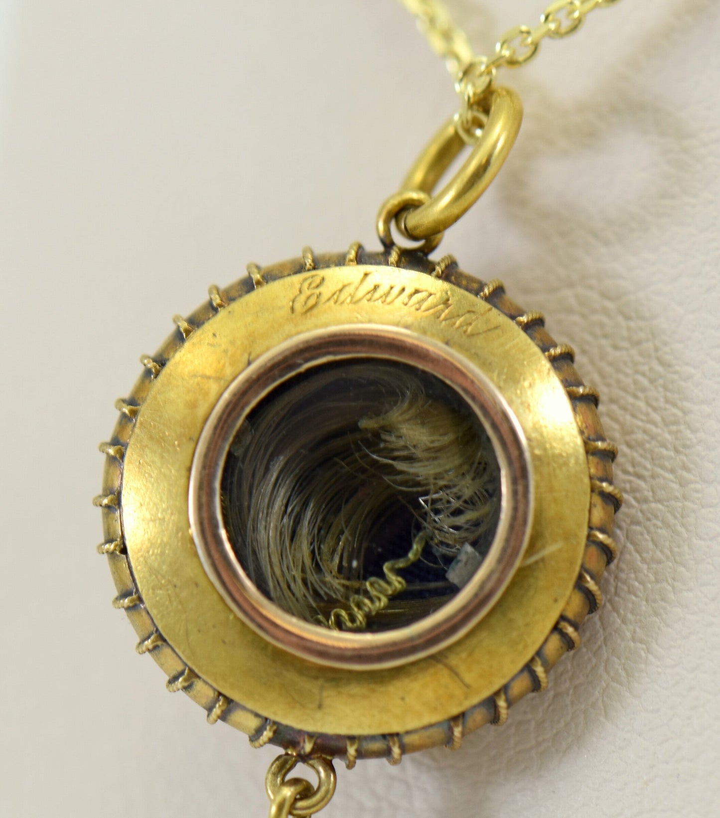 Victorian British 15k Gold Pendant Locket circa 1860