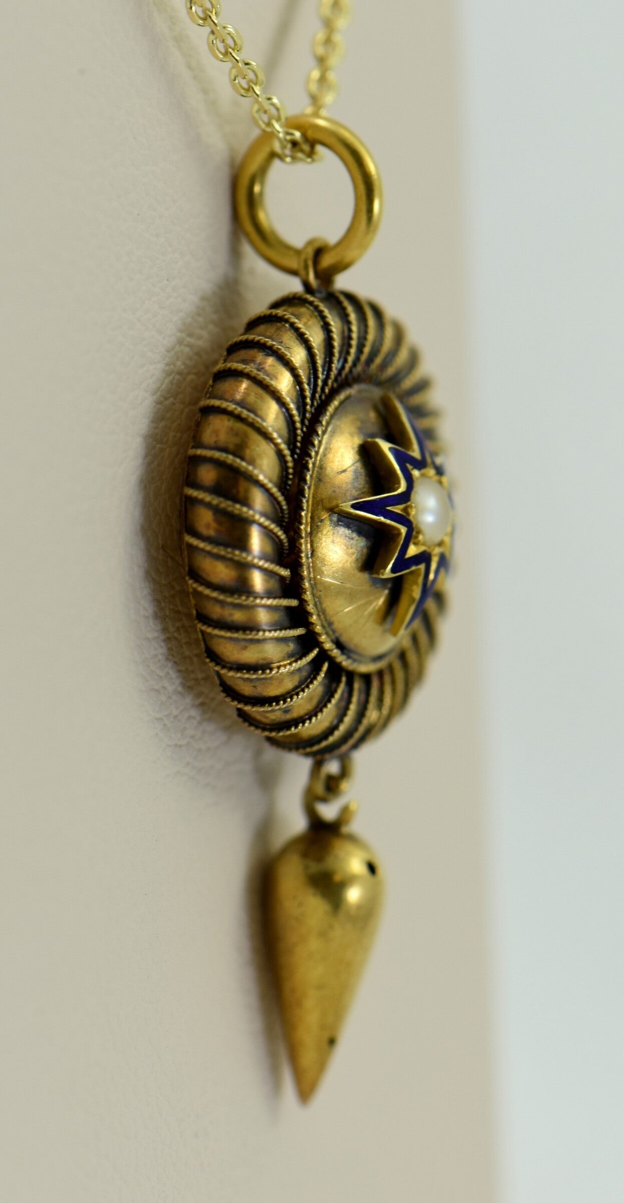 Victorian British 15k Gold Pendant Locket, circa 1860