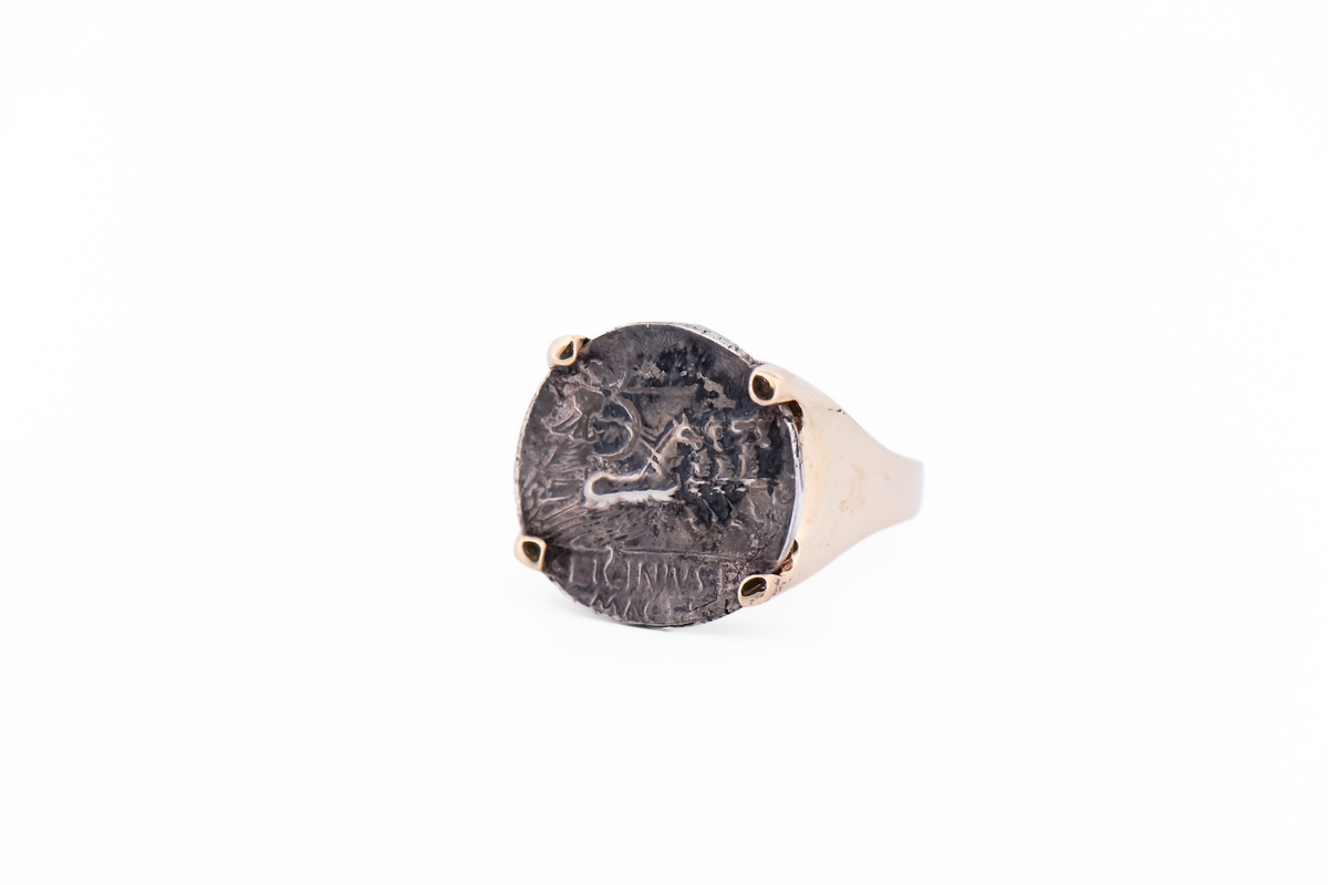 Vintage 14k Gents Ring with Ancient Roman Licinius Denarius Silver Coin