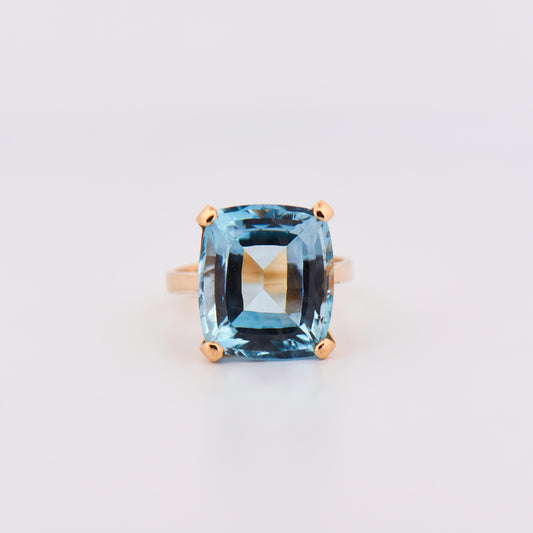 Vintage Cushion-Cut Aquamarine Solitaire Ring