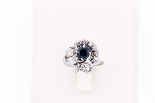 Vintage Freeform Platinum Ring with Teal Sapphire & Old European Cut Diamonds