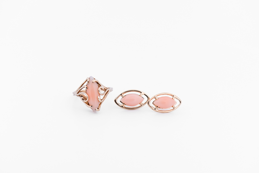 Vintage Maui Divers Angel Skin Coral 14k Gold Ring & Earring Set
