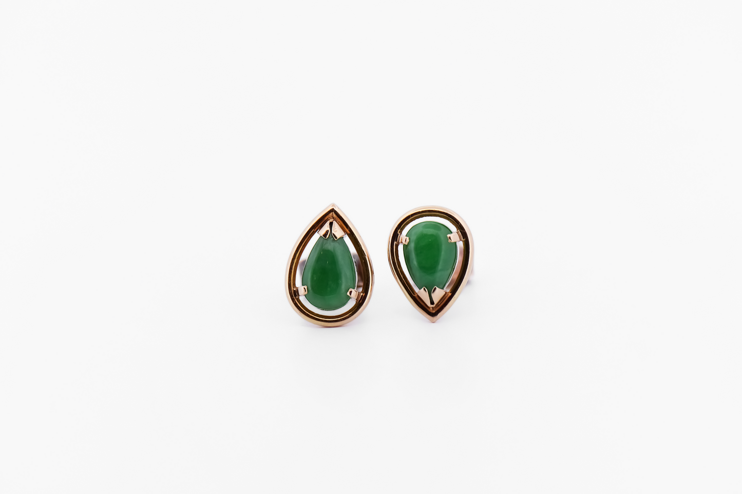 Vintage Pear Shaped Green Jadeite Stud Earrings in 14k Gold