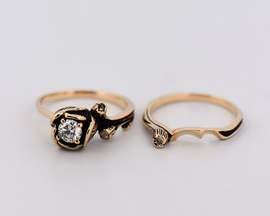 Vintage Rose Carved Wedding Set with Diamond Accents