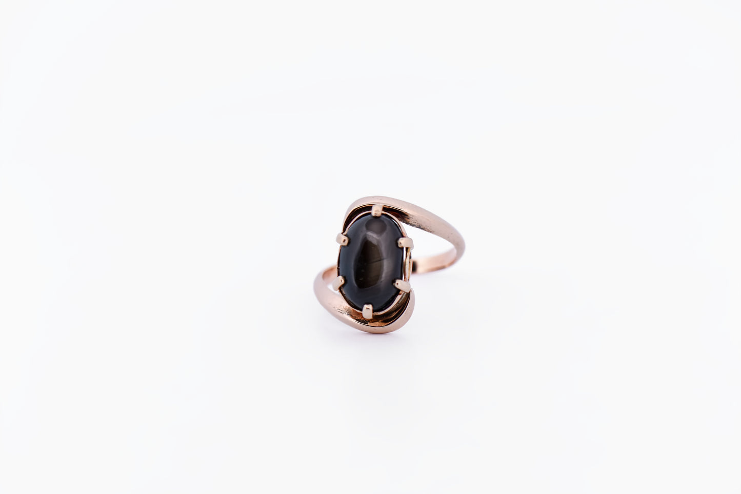 Vintage Rose Gold Solitaire Ring with Oval Black Star Sapphire