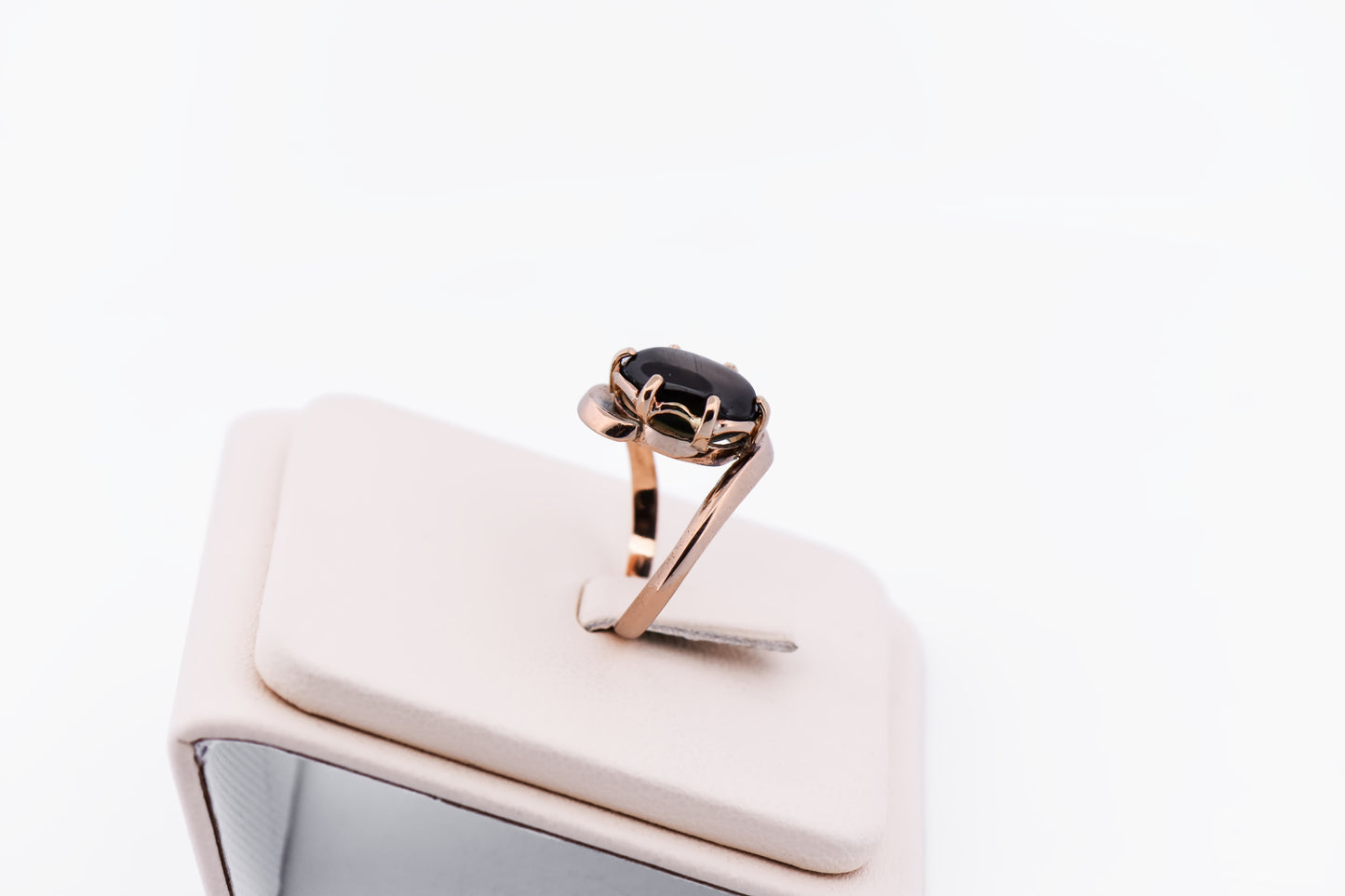 Vintage Rose Gold Solitaire Ring with Oval Black Star Sapphire