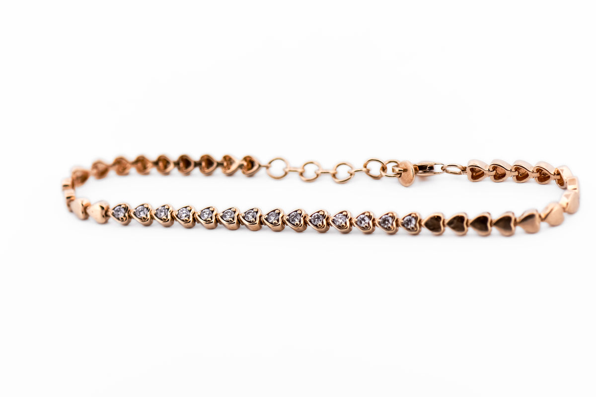 Yellow Gold & Diamond Bracelet with Heart-Shaped Links